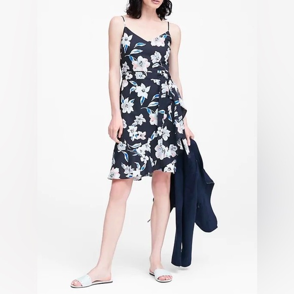 Banana Republic Linen Cotton Ruffle Wrap Dress Navy Floral Sz 4 - Picture 2 of 14